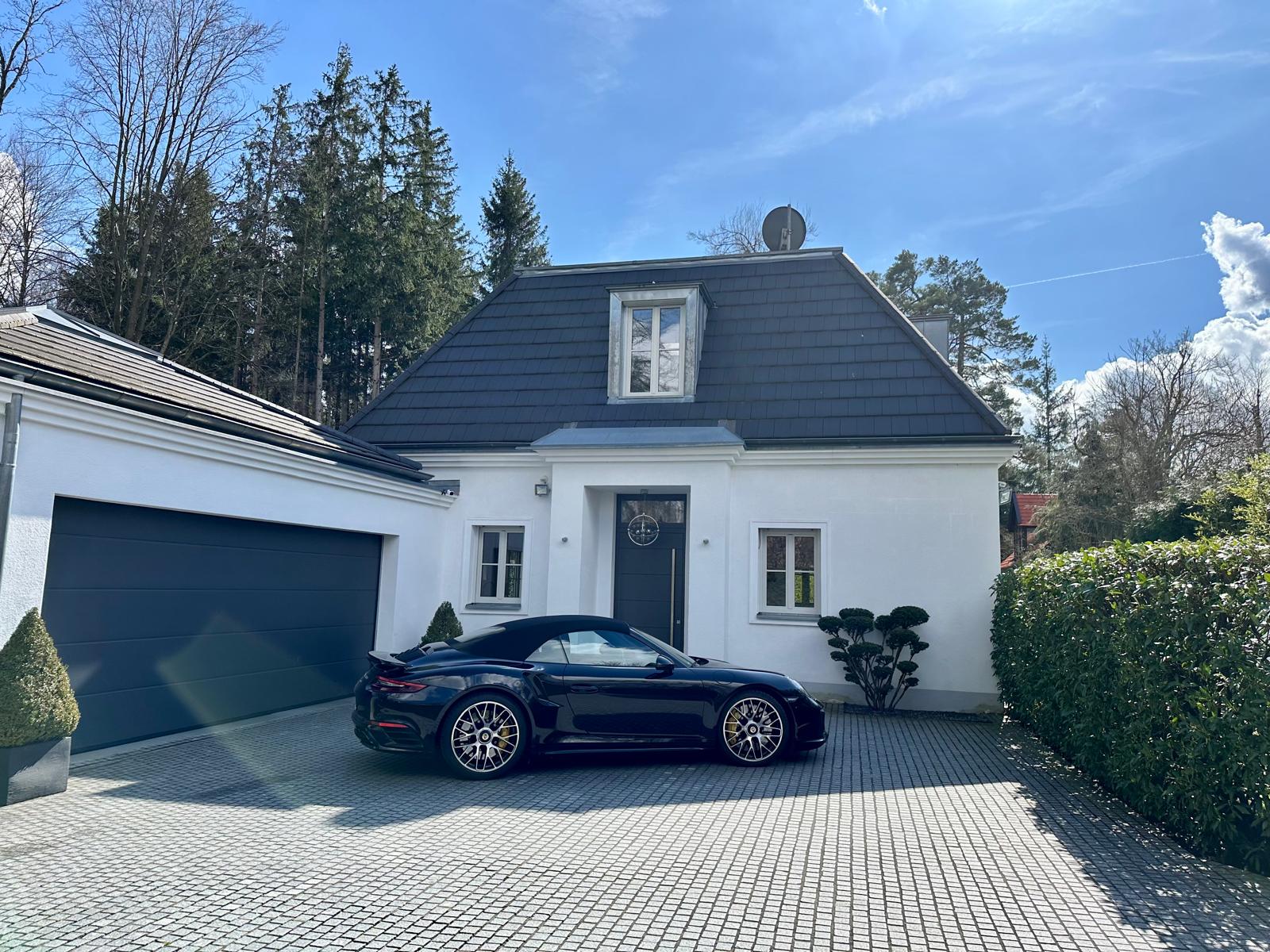 Hauseingang eines Wohnhauses